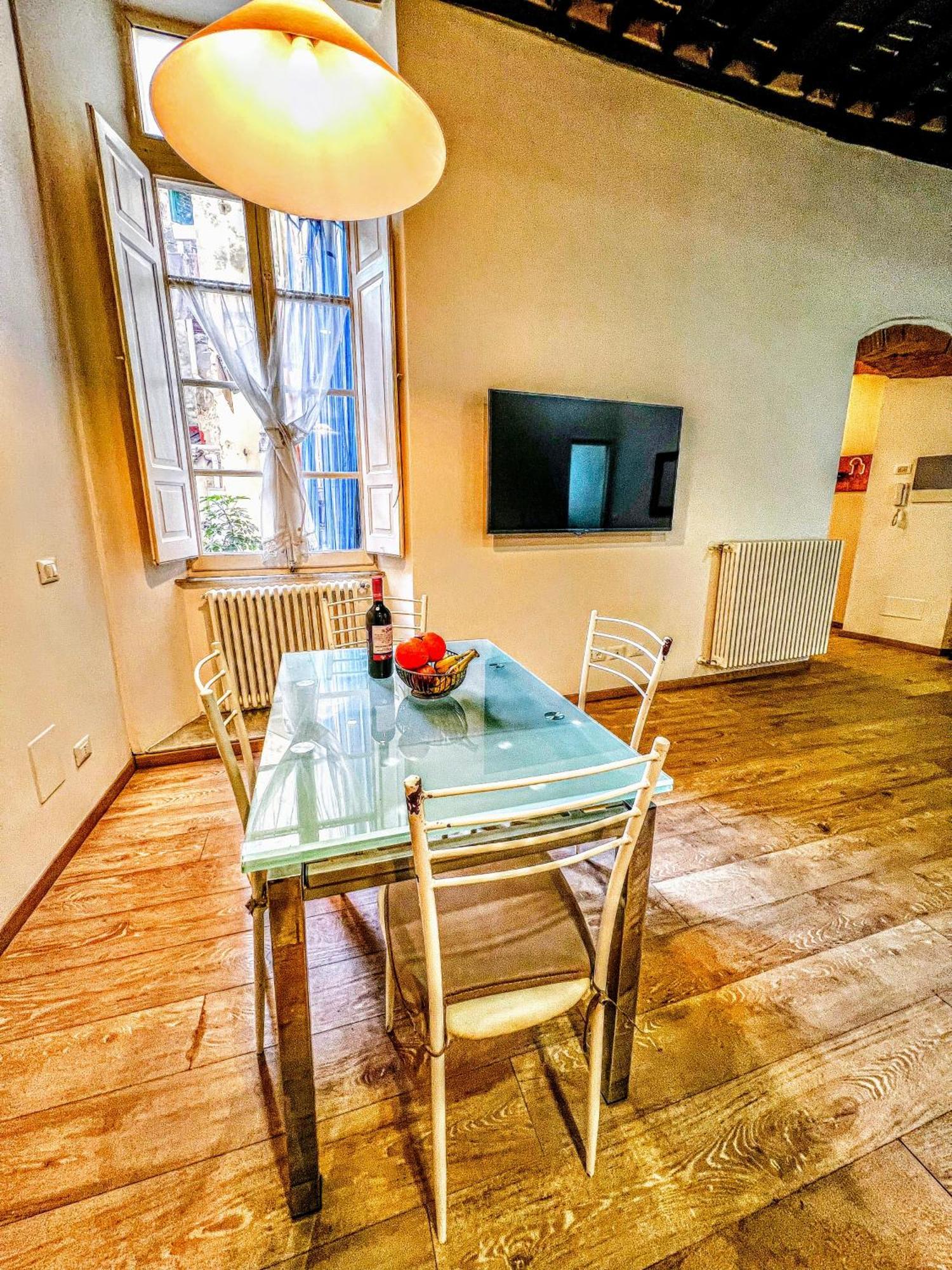 -The Old Town Quarry- Carrara Centro Apartment Bagian luar foto